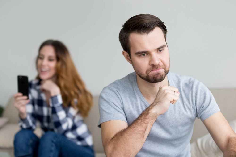 خیانت زن شوهردار چیست