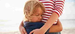 چه کار والدین باعث بیش ترین آسیب به کودکان می شود| نکات مهم تربیت فرزند