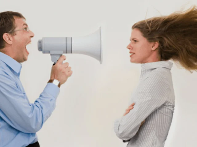 12 راه حرفه ای متقاعد کردن دیگران و موفقیت در بحث