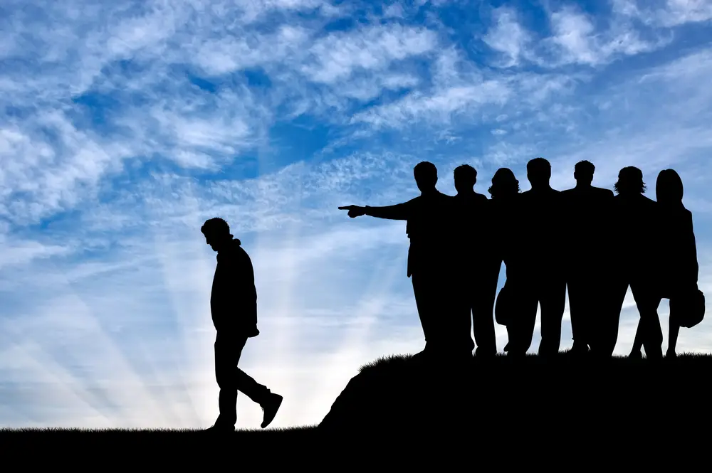 طرحواره انزوای اجتماعی چیست؟