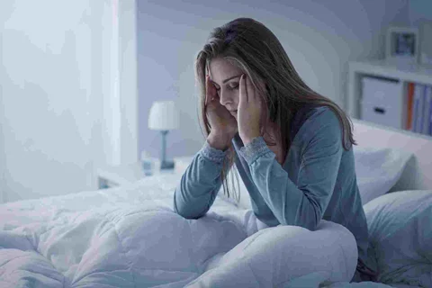 اضطراب چه بلایی سر خواب شما می آورد؟