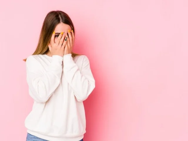 تفاوت افراد درونگرا و افراد خجالتی در چیست؟