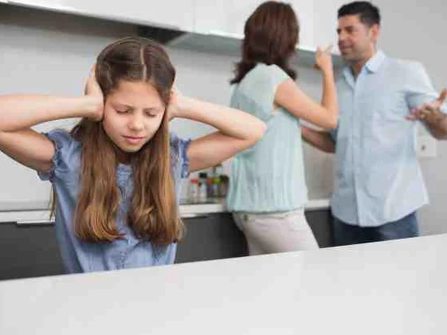 علت جر و بحث های خانوادگی و بی احترامی فرزندان به والدین