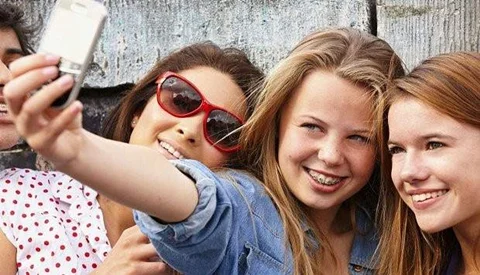 معجزه در بهبود مهارت اجتماعی در نوجوانان بدون دارو با روشهای نوین از غار تنهایی بیرون می آیید.