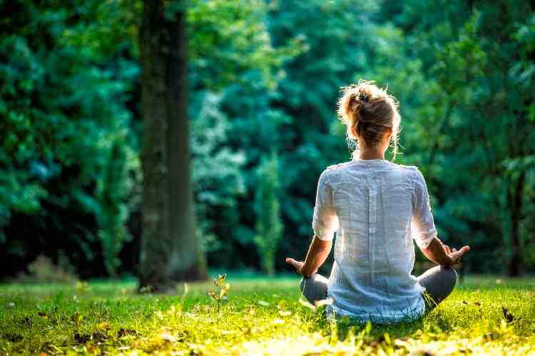 تکنیک ریلکسیشن به روش عملی چگونه است؟ + موسیقی ریلکسی