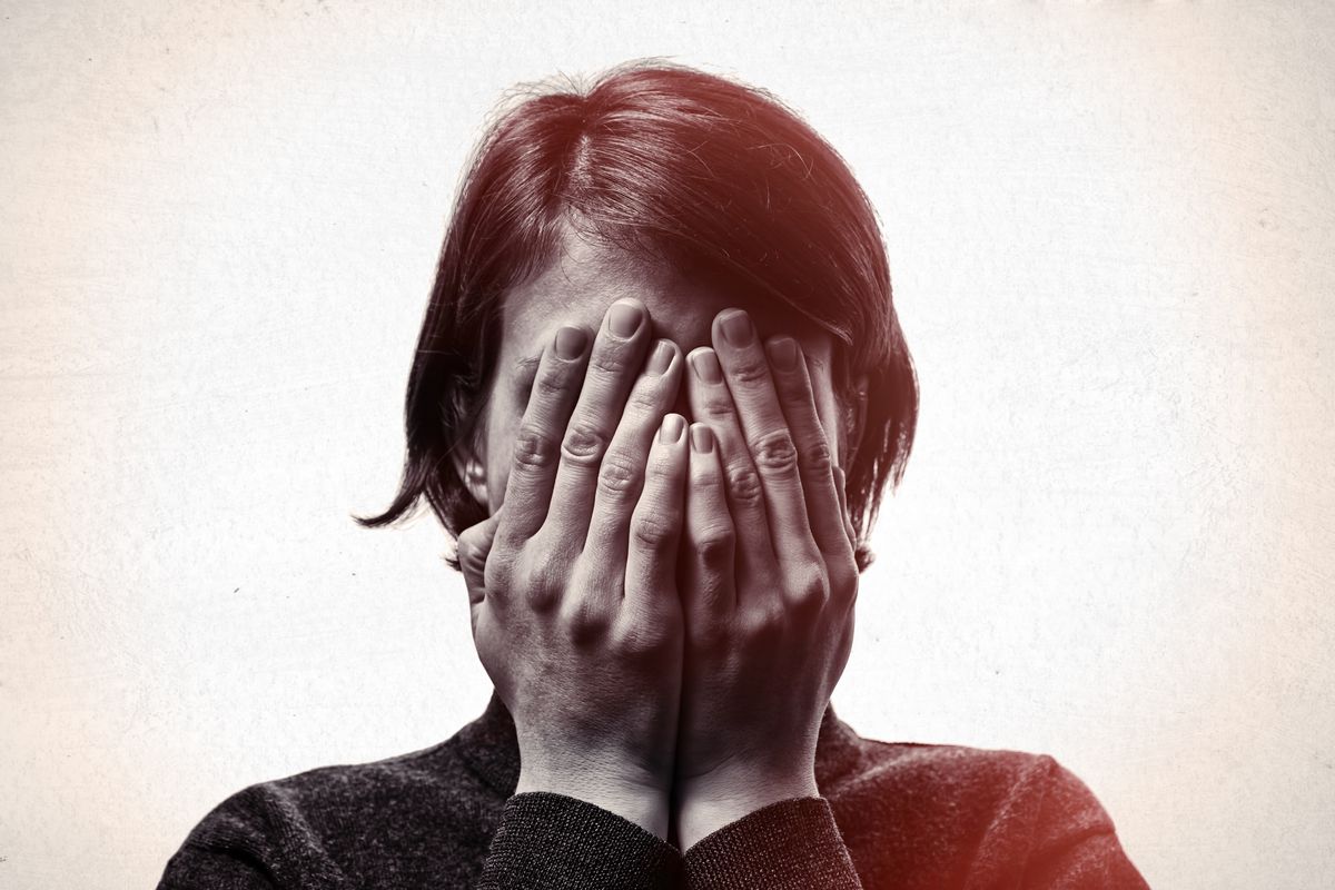 ویژگی های رفتاری افراد کمرو | آیا کمرو هستید؟