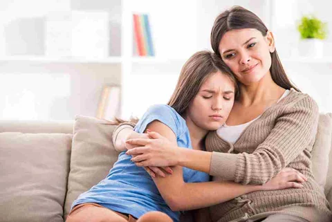 علائم و درمان افسردگی نوجوانان دختر و پسر جوان